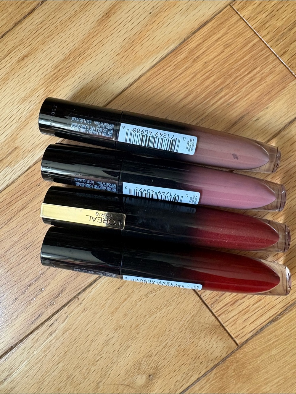 L'Oréal Paris lip color shades of red and pink pick 1
